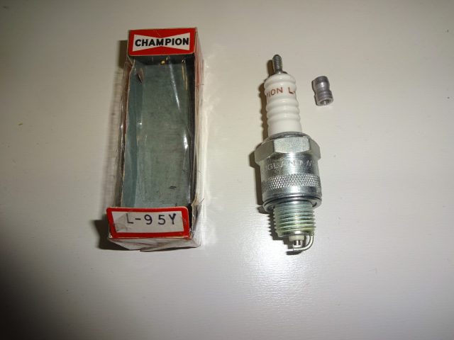 Tändstift Champion L-95Y