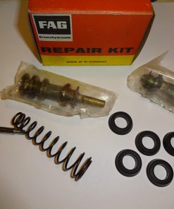 Repsats FAG, Huvudbromscylinder ( för FAG-cylinder ), VW 1500, typ 1, 1967- 70 ( 2-krets ) VW 1302 S, 1971-72 VW 1300 S, 1303 S, 1973- 75 Art.nr. RK19525 Ø 19.0