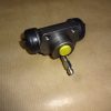 Hjulcylinder bak, passar Ford Taunus , 17M / 20M (P5) alla mod.1965-1967 17M/20M (P7) alla mod. 1968 --> upp 20MTS 1967-1969 20M 2.3, 2.6 Lit. 20M RS, 26M 1968 --> upp Ø 17.46 ref.nr. Fag R1791C1 Ref.nr. ATE 03.3217-0602.3 Ref.nr. Ford 553750
